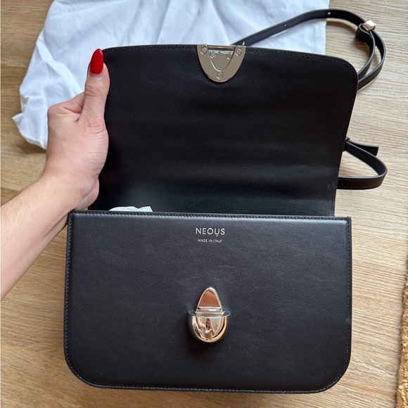 NWOT NEOUS Phoenix Black Shoulder Bag - Picture 6 of 13